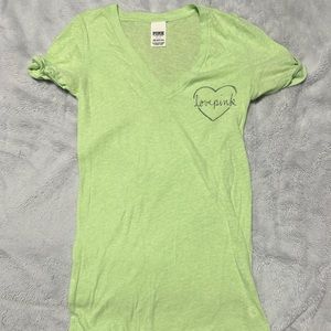 Rare PINK VICTORIAS SECRET Green “Love Pink” Heart T-Shirt S/P